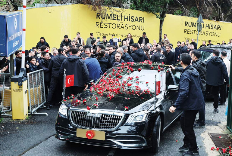 Erdoğan törenle açtı… Boğaziçi’ne 2 yeni yurt