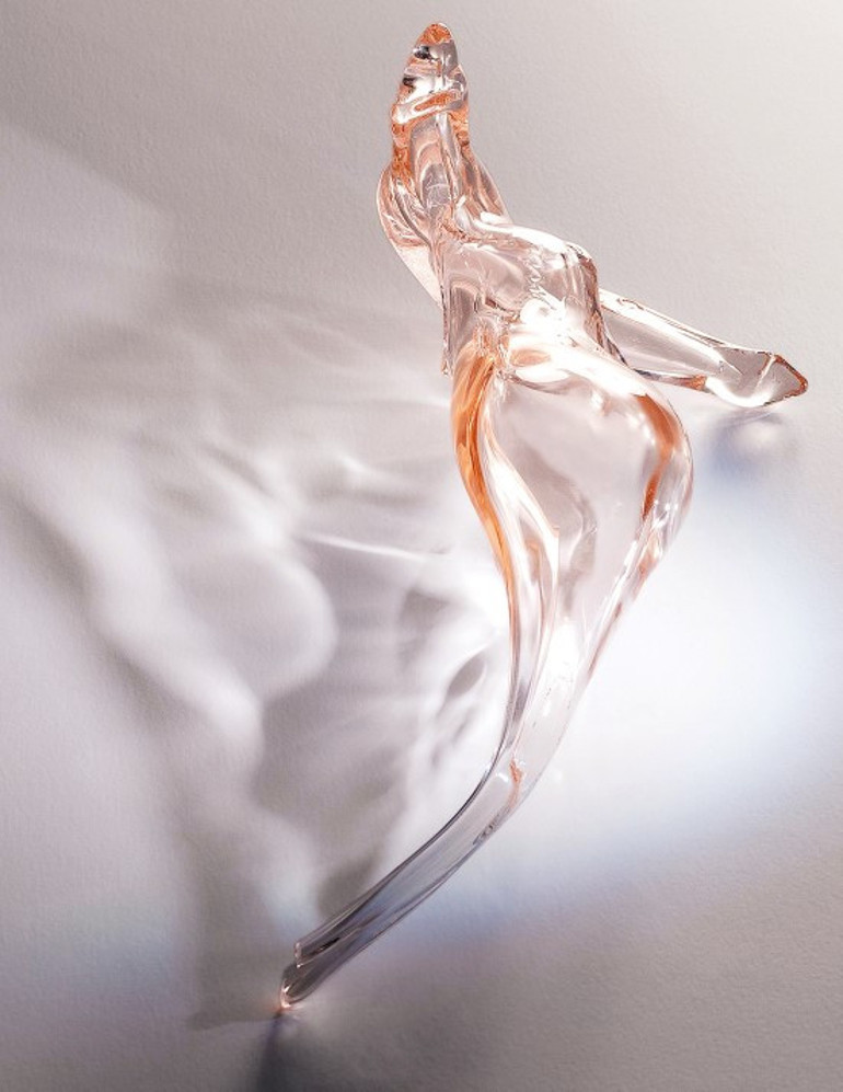 BİR DÜŞÜN İÇİNDE