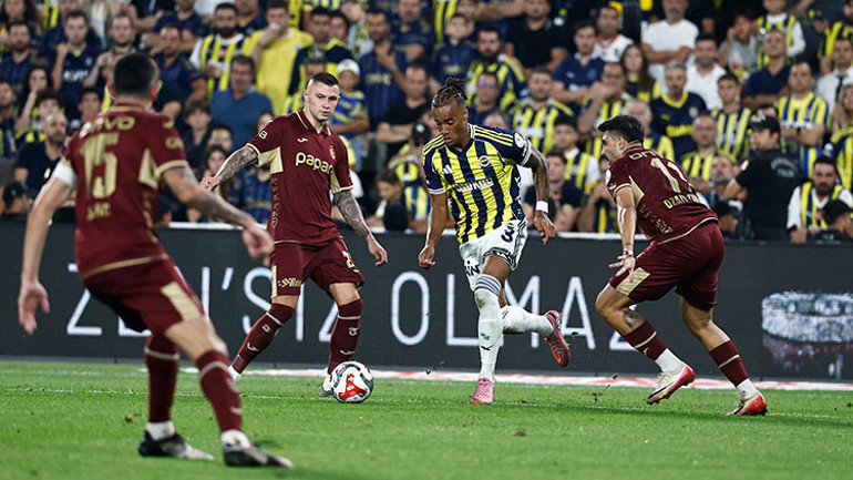 Türkiyenin gözü bu maçta İşte Trabzonspor-Fenerbahçe maçının muhtemel 11ler...