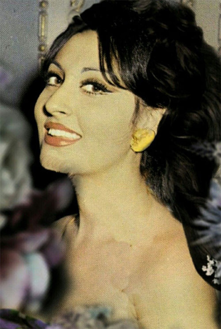 O sevdalı bakışları dünyaya hüzünle kapandı... Büyük aşkıyla yuva kurmak nasip olmayınca bir daha kalbini kimseye açmadı