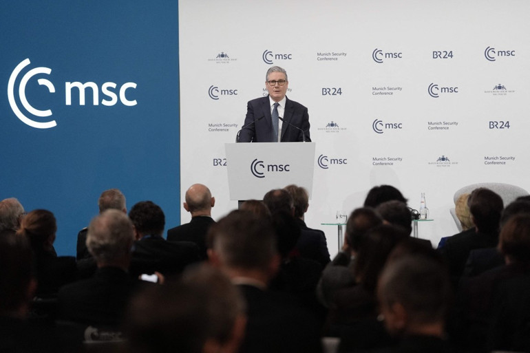 Starmer, Avrupanın daha Avrupalı NATO oluşturmak için birlikte ilerlemesi gerektiğini söyledi