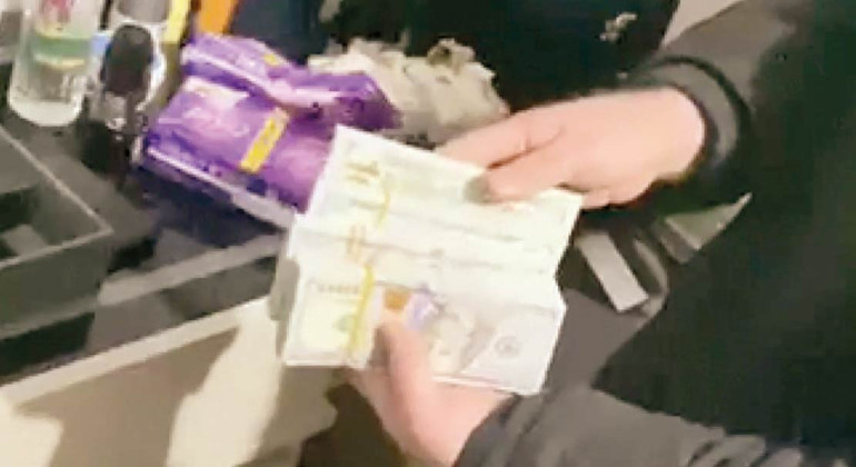  30 milyon $ üç aydır bagajdaydı