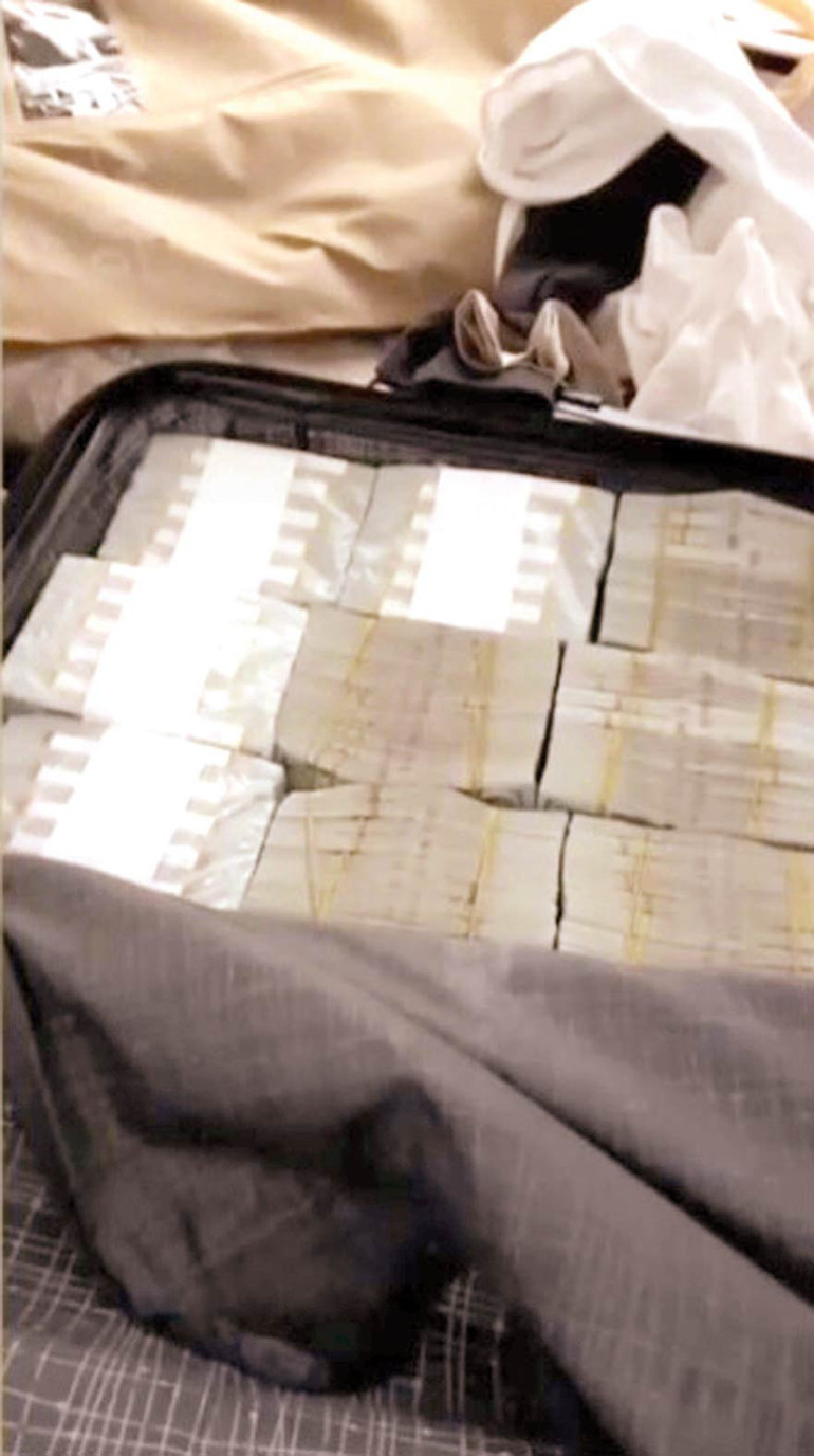  30 milyon $ üç aydır bagajdaydı