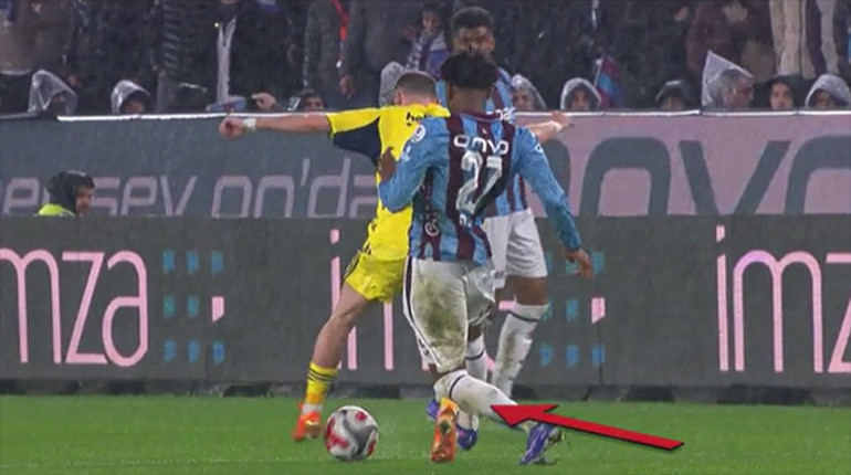  Golden önce faul vardı