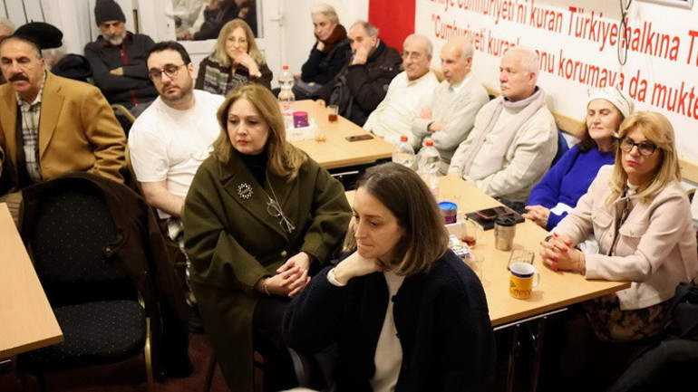 Berlinde Türk Edebiyatında Berlin söyleşisi