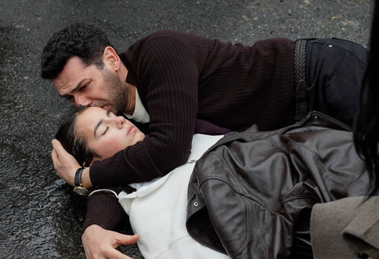 Sevgililer Gününde ekranda güller açtı... Serhat ve Zeynep aşka geldi