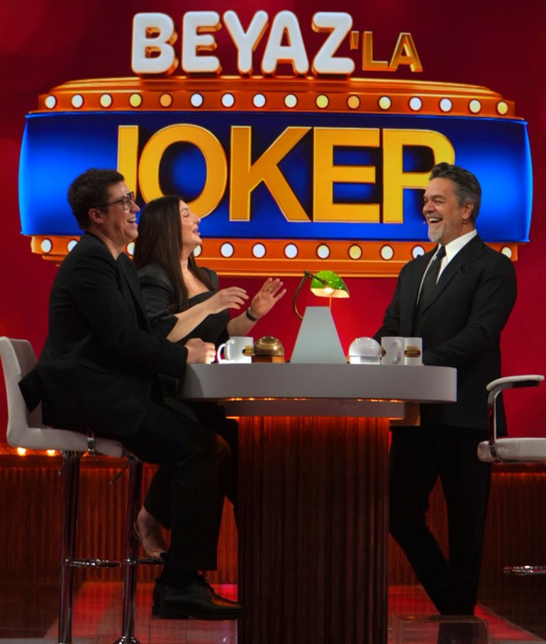 Beyaz’la Jokerde komedi gecesi