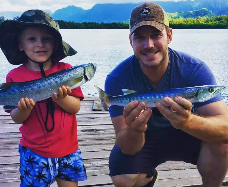 Mutlu evlilikleri 6 yılda 3 çocukla taçlandı… Yakışıklı kocasına aşk hediyelerini eliyle hazırladı