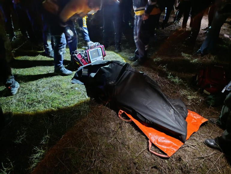 Gümüşhanede korkutan yangın Çöken binada yaşlı adamın cansız bedeni bulundu