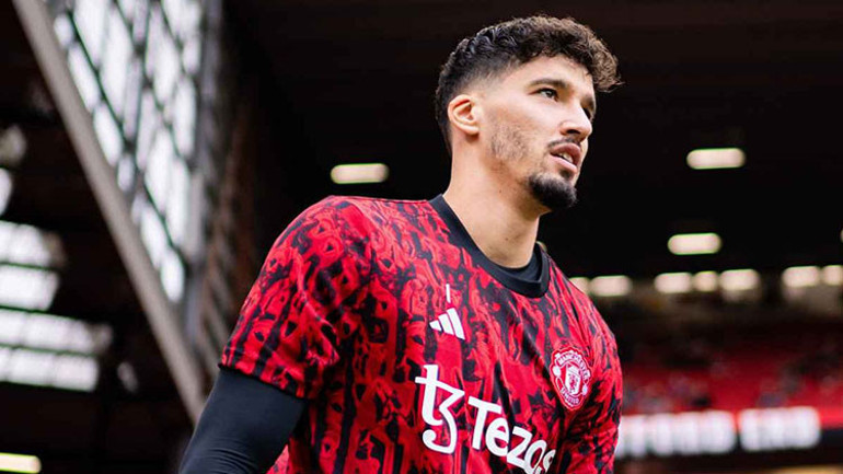 Altay Bayındır Süper Lige dönüyor Transfer için bonservisi belli oldu