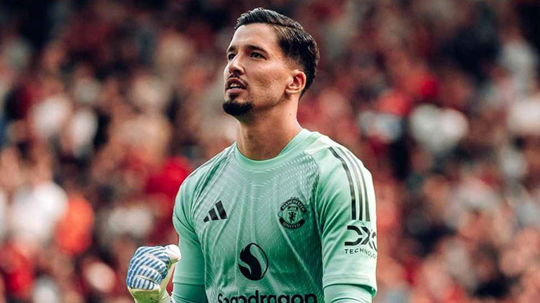 Altay Bayındır Süper Lige dönüyor Transfer için bonservisi belli oldu