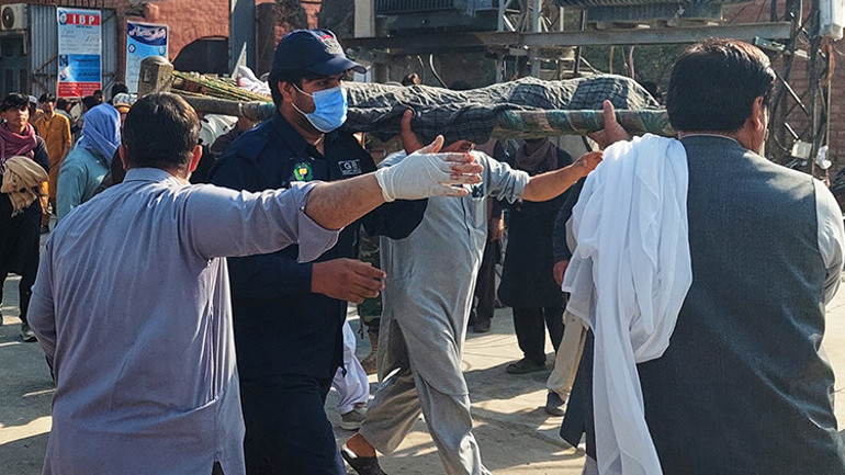  Ölü ve yaralılar var