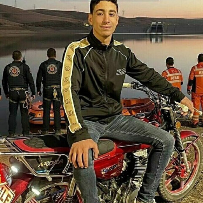  Anne ve babası gözyaşlarına boğuldu