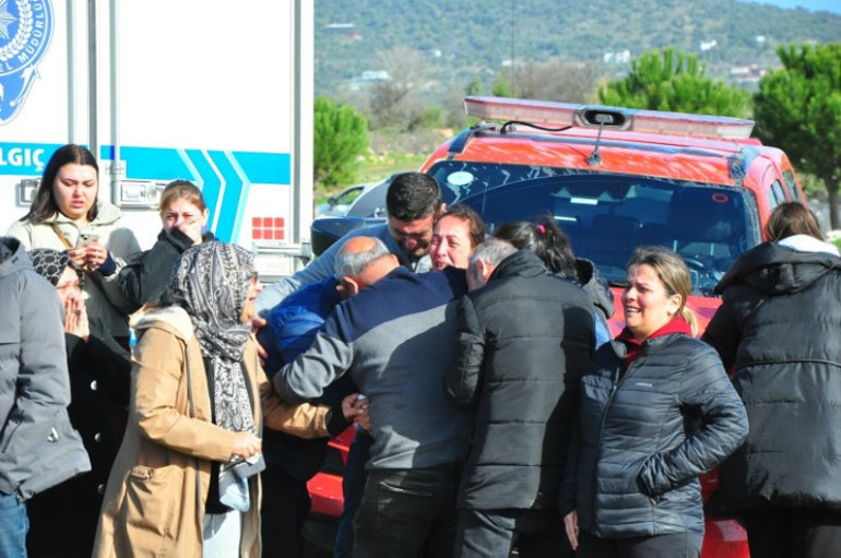  Anne ve babası gözyaşlarına boğuldu