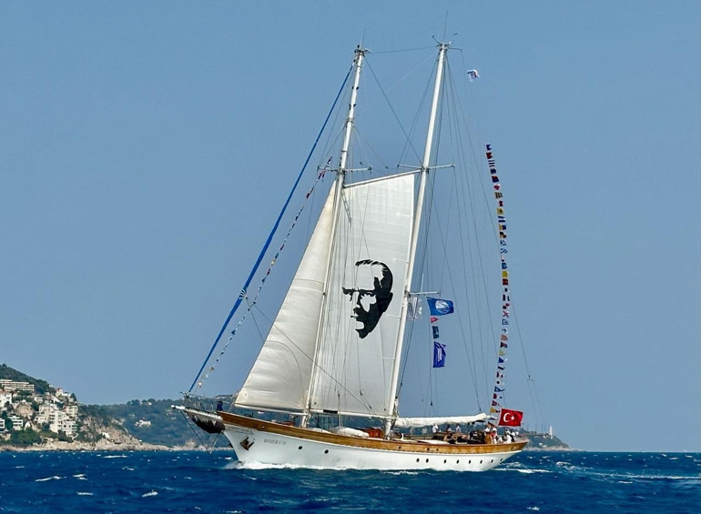 Bodrum Gemisinin yapımında emeği geçenlere 25 yıllık minnet BOSAVdan anlamlı tören
