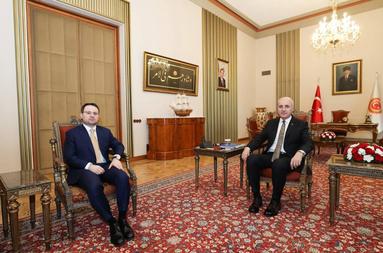 Bakan Gürlek, TBMM Başkanı Kurtulmuşu ziyaret etti