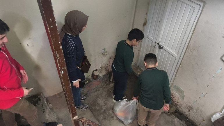 Ramazan ayı öncesinde ortaokul öğrencilerinden alkışlanacak hareket