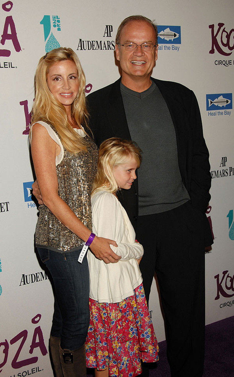 70 yaşında 8’inci kez baba olmuştu… Çocukları bakıcıya bırakıp kısa bir aşk molası verdiler