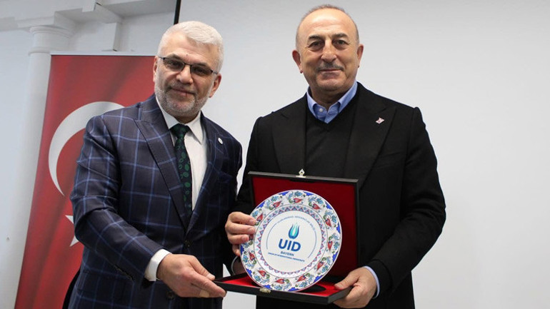 Mevlüt Çavuşoğlunun Münihte UID Bayern buluşması
