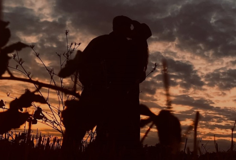 Çağatay Ulusoy ve Aslıhan Malbora aşka geldi