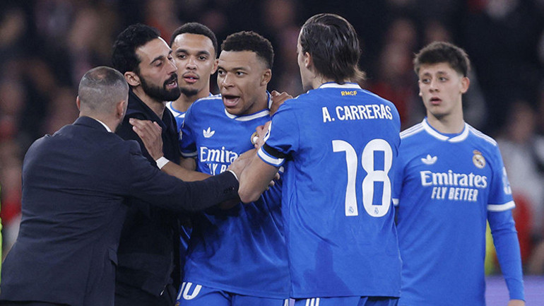  Vinicius Jr.a maymun dendi iddiası sonrasında ortalık karıştı