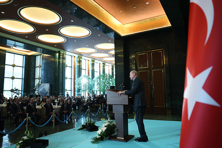 Cumhurbaşkanı Erdoğan: Tarihi bir adım attık, elimizi de gövdemizi de taşın altına koyduk