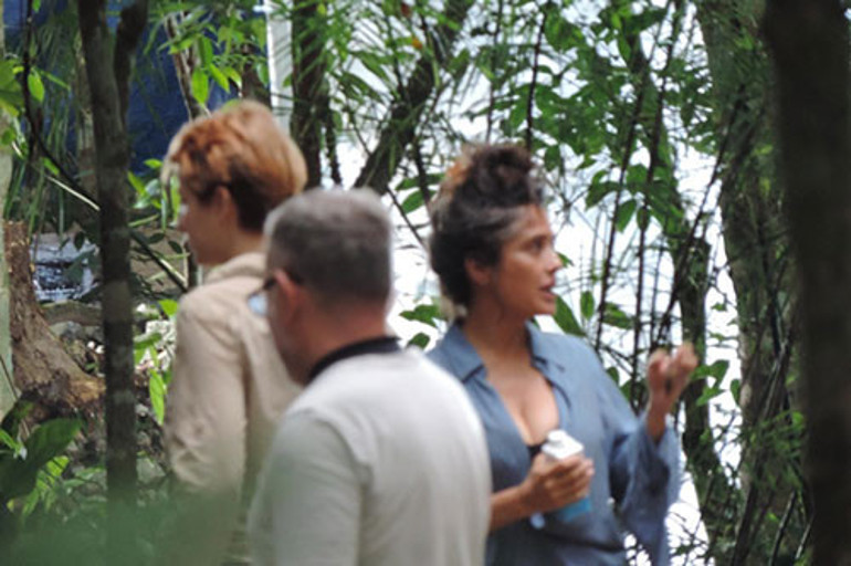  Bu yaşında hala tozun toprağın içinde çalışıyor