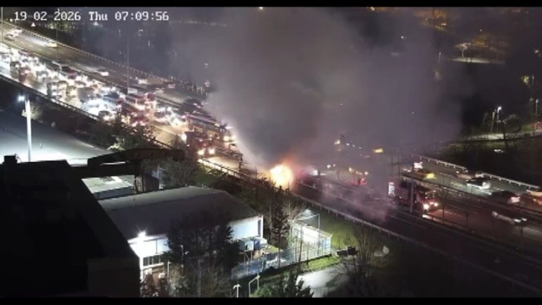 İstanbulda korku dolu anlar Kendimi dışarı atmasam yanabilirdim