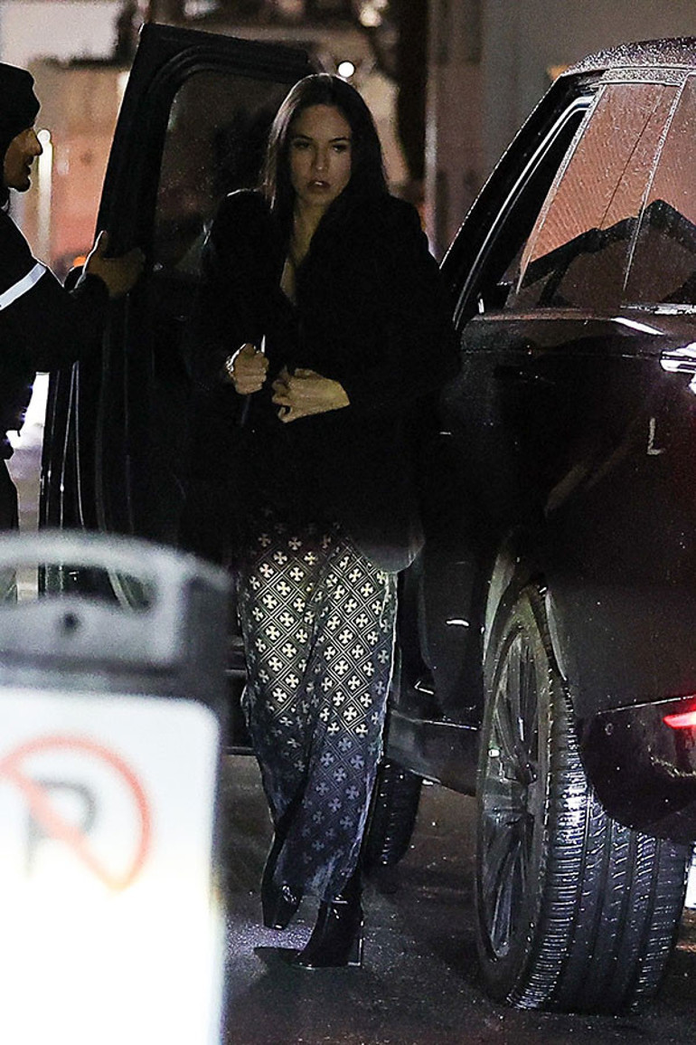 Genç sevgilisi ona 83 yaşında bir erkek evlat vermişti… ‘Ayrıldık’ dediler ama birbirlerinden kopamadılar