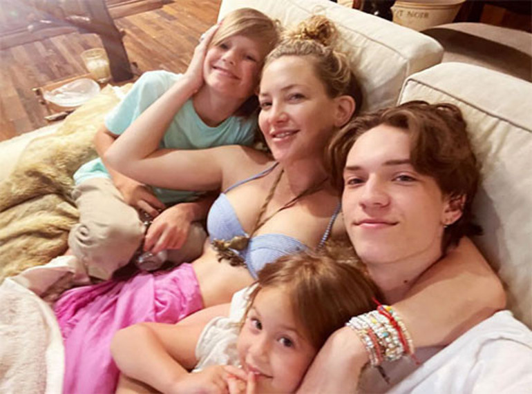  Oğlum nesiller sonra ailenin ilk üniversite mezunu olacak