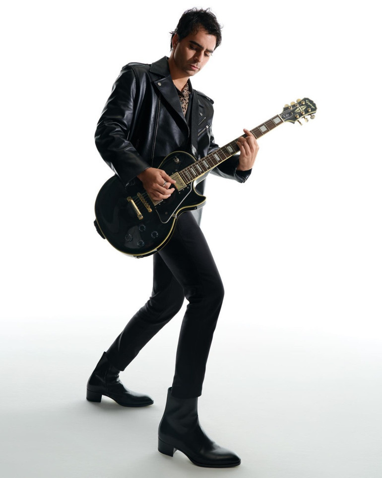 Sahnede, müzede, koridorlarda…