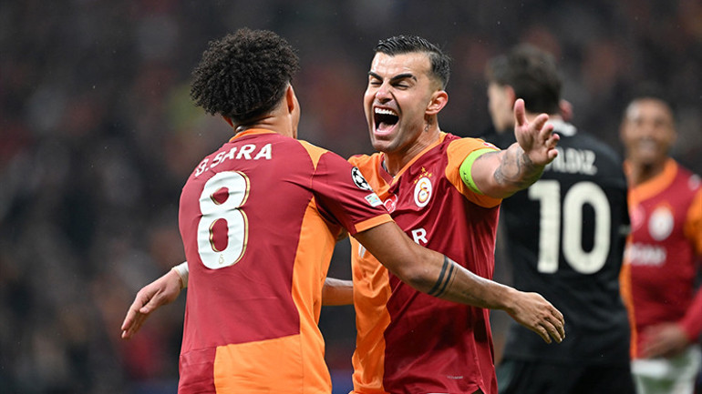 Galatasaray'ın başarılı savunma oyuncusu Abdülkerim Bardakcı sarı kart sınırında