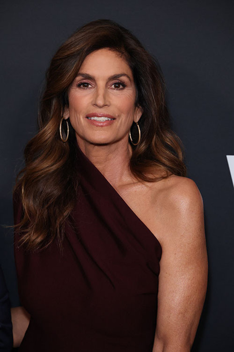 Servet, şöhret, zengin ve yakışıklı eş, güzel çocuklar... Tarlada çalışırken keşfedilmişti: 60 yaşına bir yıldız olarak giriyor