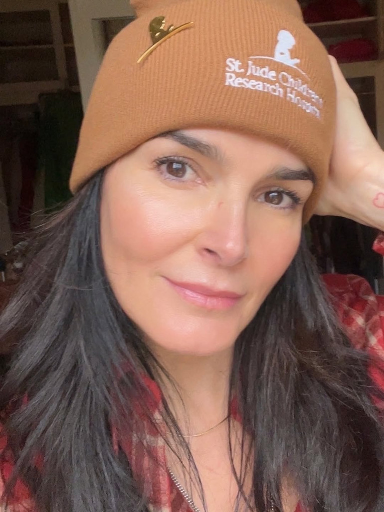 Aşk onu 35 yıl sonra gelip buldu… ‘Tanıştığımızda 18 yaşında iki hayalperest gençtik’