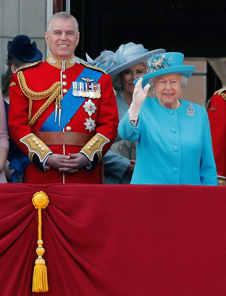  Büyük bir krize imza attı... Bunca yıl annesi mi koruyordu