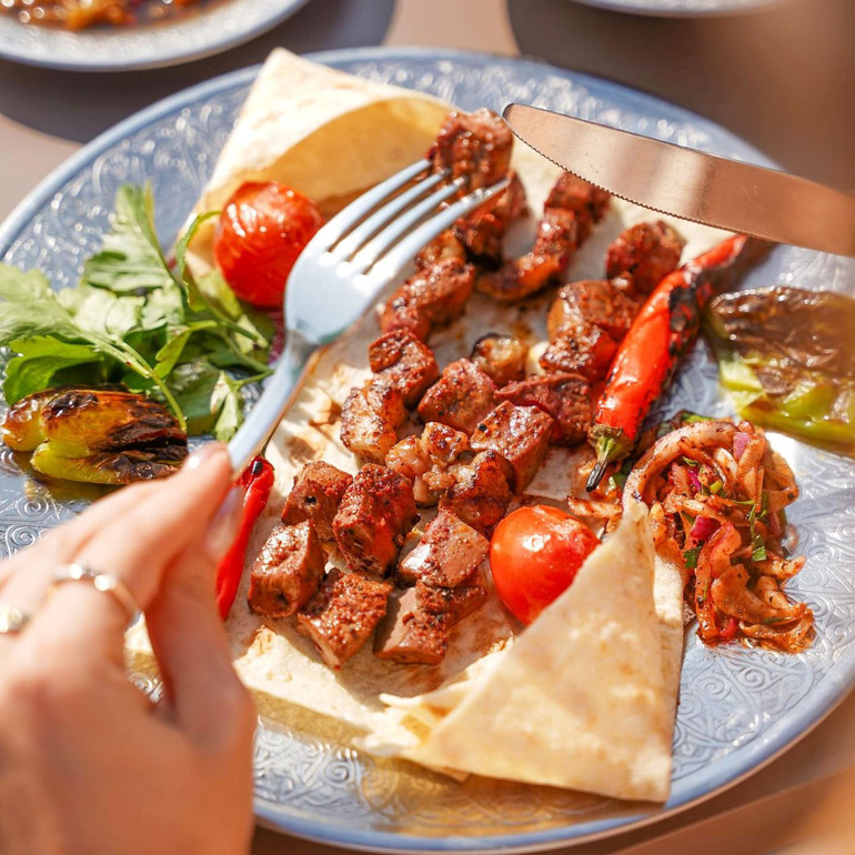 Buyurun iftar sofrasına...