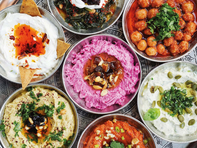 Buyurun iftar sofrasına...