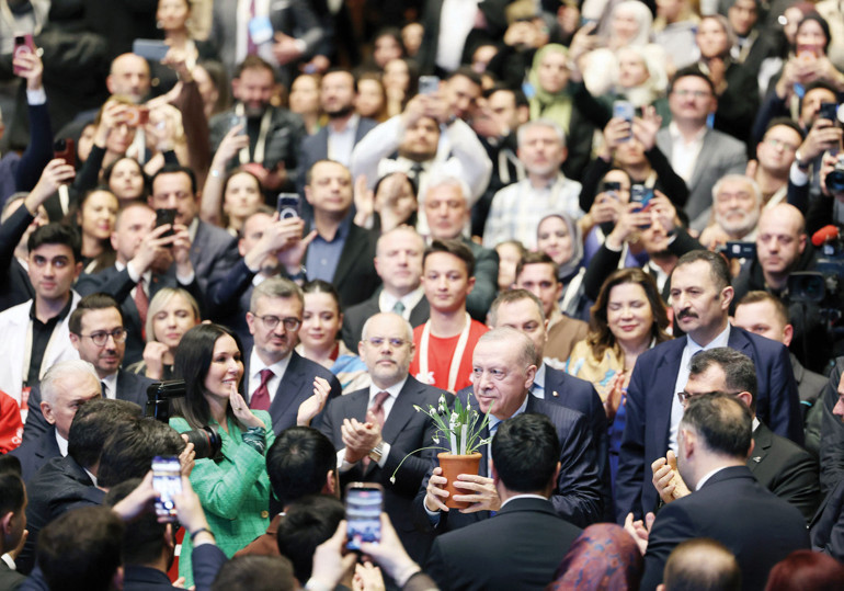 Erdoğan: Çevreyi korumanın partisi olmaz
