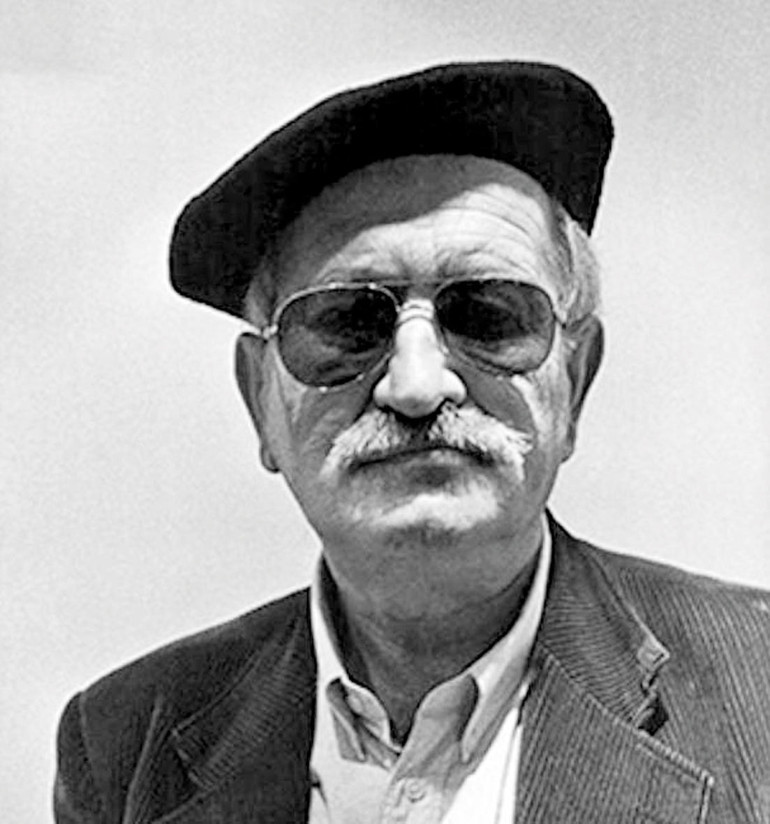 Yanındaki köpeğe acıdım