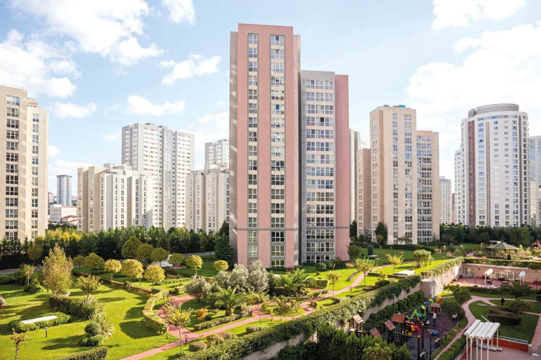 Müteahhitlerle yönetim kavgası