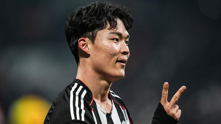 Beşiktaş Göztepeyi yendi, Sergen Yalçın gündem oldu Gol sevincinde dizlerinin üzerine çöktü