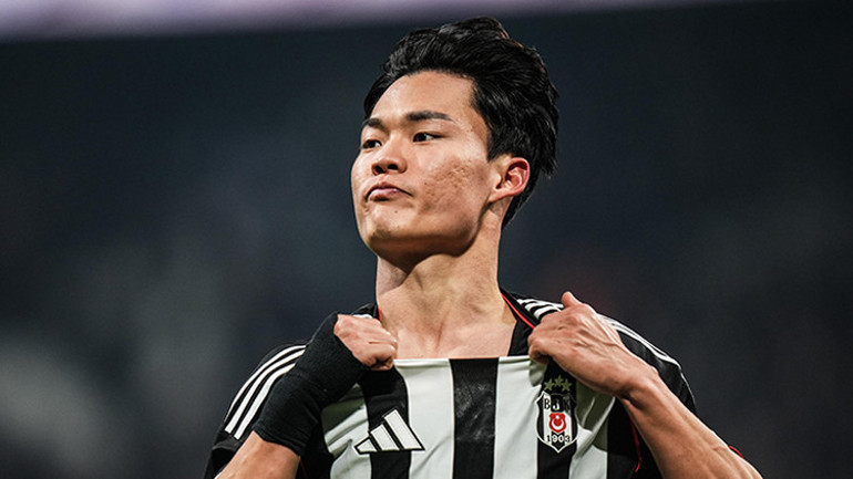 Nihat Kahveciden Beşiktaşın yıldızına övgü: Beş kişilik koşuyor