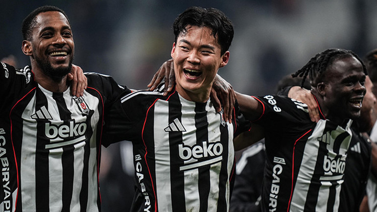 Nihat Kahveciden Beşiktaşın yıldızına övgü: Beş kişilik koşuyor