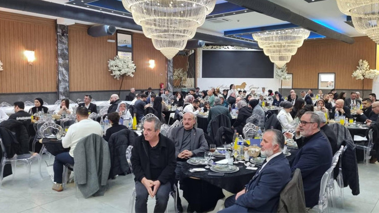 UİD Württembergden 800 kişilik iftar