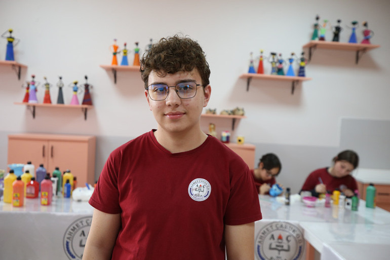 10 bin öğrenci haftada bir gün çömlek yapıyor
