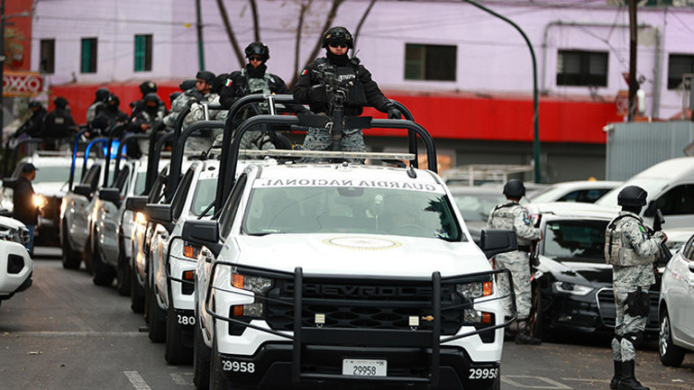 Patlama sesleri duyup soyunma odasına koştular, gerçek çok başka çıktı