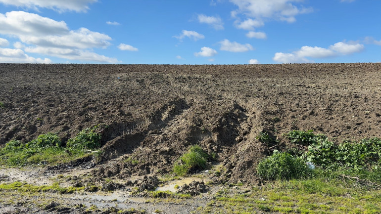 İstanbulda korkunç olay Çinli iş insanının cesedi elleri ve ayakları bağlı toprağa gömülü bulundu