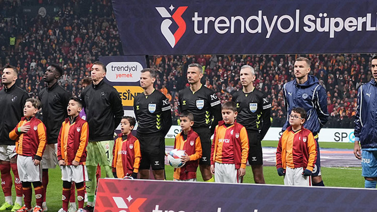 Mourinhonun Türkiyedeki sözleri gündem oldu: Real Madrid-Benfica rövanşını Slavko Vincic yönetecek