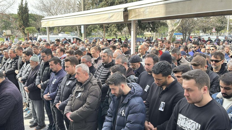 Bulgaristanda hayatını kaybeden Berk, memleketinde toprağa verildi