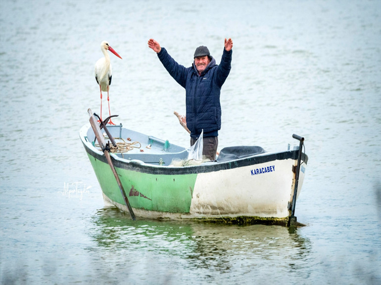 Bursada Yaren leylek bekleniyor... Eşi Nazlı geldi